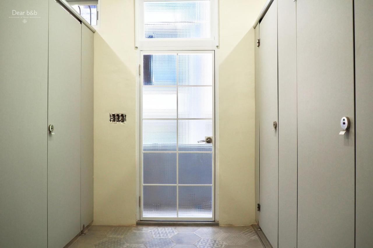 N Joy Takao Hostel Kaohsiung Bagian luar foto