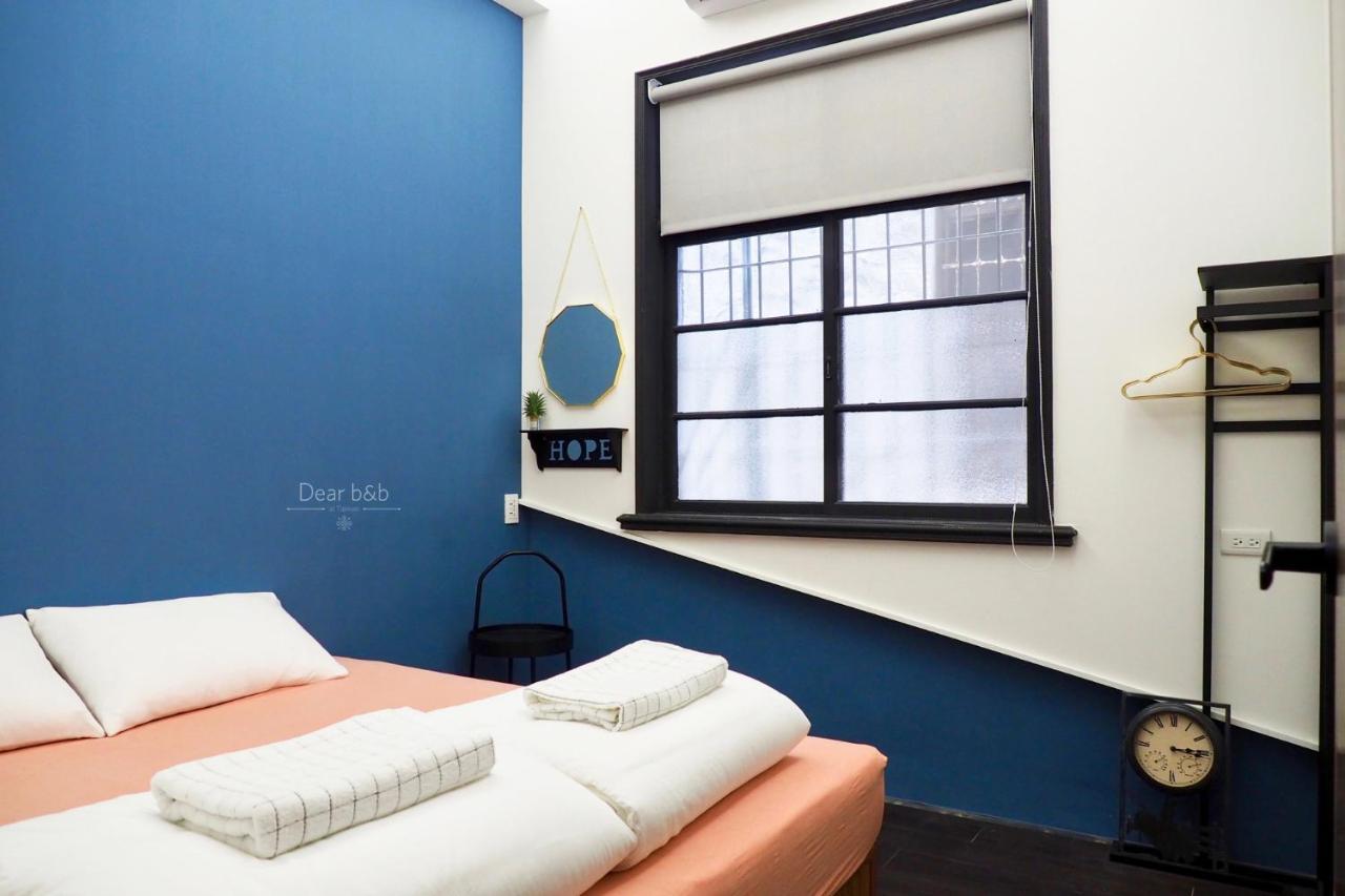 N Joy Takao Hostel Kaohsiung Bagian luar foto